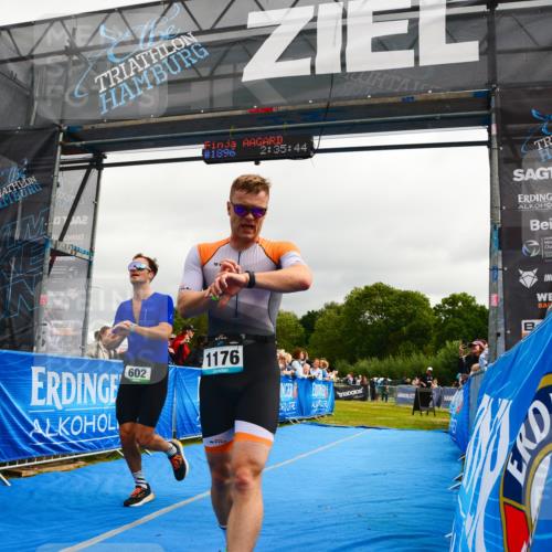 30.08.2026 - Elbe Triathlon Hamburg LAZAROV Photography http://msf.ph/oto/10082114 30.08.2026 11:26:06 Ziel 602, 1176 meine-sportfotos.de