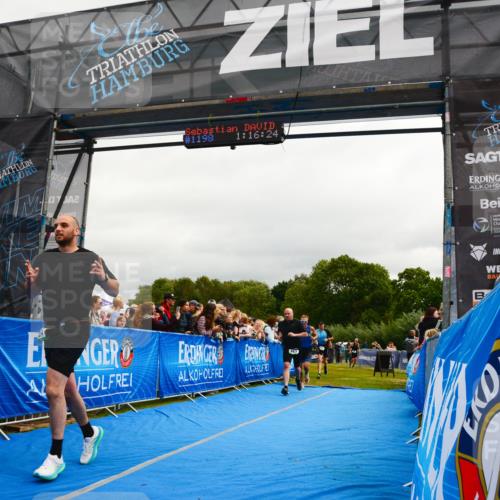 30.08.2026 - Elbe Triathlon Hamburg LAZAROV Photography http://msf.ph/oto/10082160 30.08.2026 11:26:33 Ziel 457, 514, 782, 1249 meine-sportfotos.de