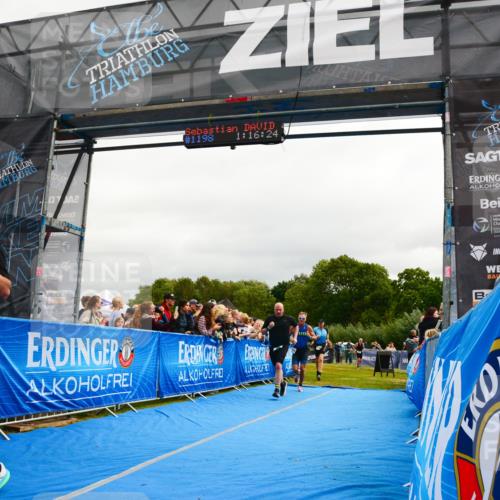 30.08.2026 - Elbe Triathlon Hamburg LAZAROV Photography http://msf.ph/oto/10082164 30.08.2026 11:26:33 Ziel 457, 514, 782, 1249 meine-sportfotos.de