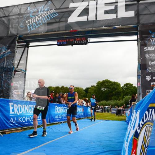 30.08.2026 - Elbe Triathlon Hamburg LAZAROV Photography http://msf.ph/oto/10082167 30.08.2026 11:26:35 Ziel 457, 514, 782, 1249 meine-sportfotos.de