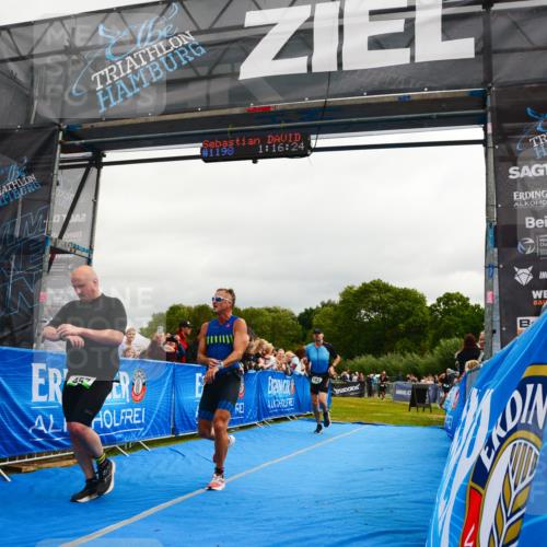 30.08.2026 - Elbe Triathlon Hamburg LAZAROV Photography http://msf.ph/oto/10082170 30.08.2026 11:26:35 Ziel 457, 514, 782, 1249 meine-sportfotos.de