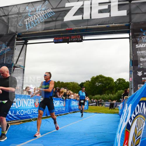 30.08.2026 - Elbe Triathlon Hamburg LAZAROV Photography http://msf.ph/oto/10082174 30.08.2026 11:26:36 Ziel 457, 514, 782, 1249 meine-sportfotos.de