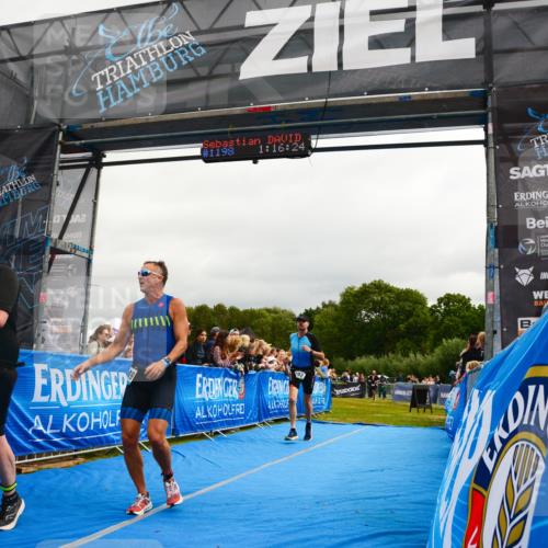 30.08.2026 - Elbe Triathlon Hamburg LAZAROV Photography http://msf.ph/oto/10082176 30.08.2026 11:26:36 Ziel 457, 514, 782, 1249 meine-sportfotos.de