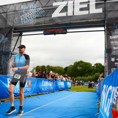 30.08.2026 - Elbe Triathlon Hamburg LAZAROV Photography http://msf.ph/oto/10082188 30.08.2026 11:26:38 Ziel 457, 782, 1249 meine-sportfotos.de