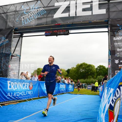 30.08.2026 - Elbe Triathlon Hamburg LAZAROV Photography http://msf.ph/oto/10082204 30.08.2026 11:26:57 Ziel 702, 1172, 1203, 1275 meine-sportfotos.de