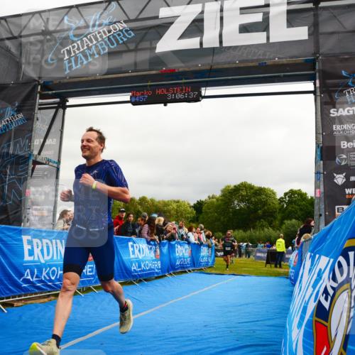 30.08.2026 - Elbe Triathlon Hamburg LAZAROV Photography http://msf.ph/oto/10082208 30.08.2026 11:26:57 Ziel 702, 1172, 1203, 1275 meine-sportfotos.de