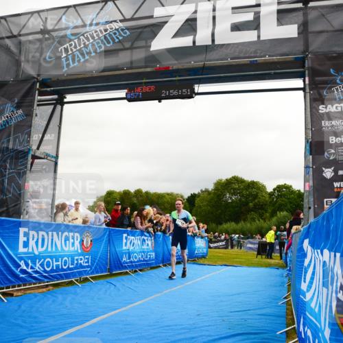 30.08.2026 - Elbe Triathlon Hamburg LAZAROV Photography http://msf.ph/oto/10082267 30.08.2026 11:27:08 Ziel 1110, 1172, 1194 meine-sportfotos.de