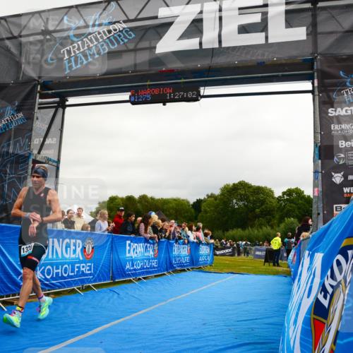 30.08.2026 - Elbe Triathlon Hamburg LAZAROV Photography http://msf.ph/oto/10082286 30.08.2026 11:27:18 Ziel 1320 meine-sportfotos.de