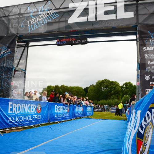 30.08.2026 - Elbe Triathlon Hamburg LAZAROV Photography http://msf.ph/oto/10082292 30.08.2026 11:27:18 Ziel 1320 meine-sportfotos.de