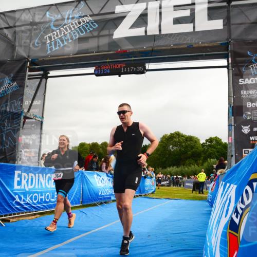 30.08.2026 - Elbe Triathlon Hamburg LAZAROV Photography http://msf.ph/oto/10082339 30.08.2026 11:27:45 Ziel 364, 1074 meine-sportfotos.de