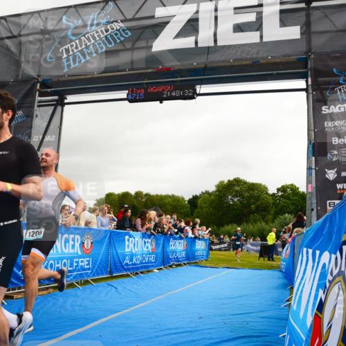 30.08.2026 - Elbe Triathlon Hamburg LAZAROV Photography http://msf.ph/oto/10082465 30.08.2026 11:28:33 Ziel 715, 866, 872, 1206, 1233 meine-sportfotos.de