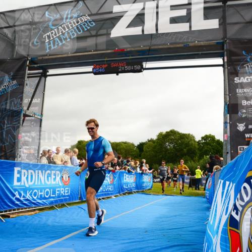 30.08.2026 - Elbe Triathlon Hamburg LAZAROV Photography http://msf.ph/oto/10082504 30.08.2026 11:28:59 Ziel 409, 763, 967, 1033, 1151, 1229, 1322 meine-sportfotos.de