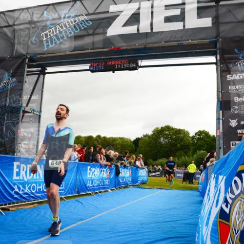 30.08.2026 - Elbe Triathlon Hamburg LAZAROV Photography http://msf.ph/oto/10082540 30.08.2026 11:29:27 Ziel 648, 749, 1078, 1183 meine-sportfotos.de