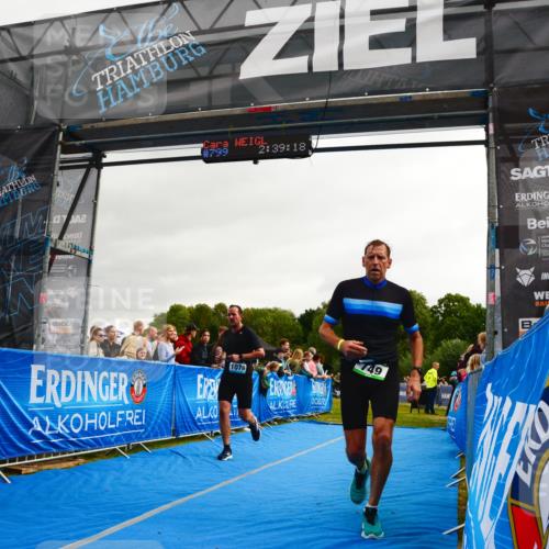 30.08.2026 - Elbe Triathlon Hamburg LAZAROV Photography http://msf.ph/oto/10082546 30.08.2026 11:29:32 Ziel 749, 1078, 1183 meine-sportfotos.de