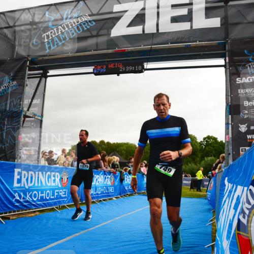 30.08.2026 - Elbe Triathlon Hamburg LAZAROV Photography http://msf.ph/oto/10082549 30.08.2026 11:29:32 Ziel 749, 1078, 1183 meine-sportfotos.de
