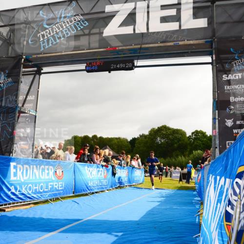 30.08.2026 - Elbe Triathlon Hamburg LAZAROV Photography http://msf.ph/oto/10082574 30.08.2026 11:29:41 Ziel 635, 659 meine-sportfotos.de