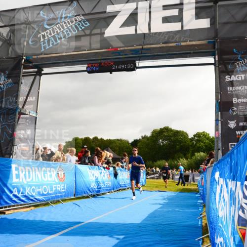 30.08.2026 - Elbe Triathlon Hamburg LAZAROV Photography http://msf.ph/oto/10082587 30.08.2026 11:29:42 Ziel 635, 659 meine-sportfotos.de
