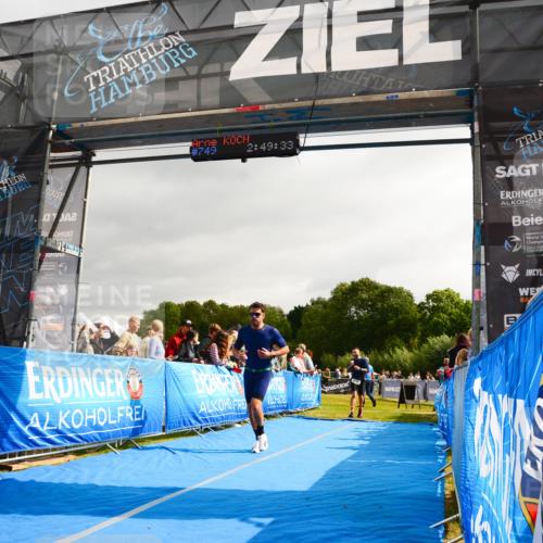30.08.2026 - Elbe Triathlon Hamburg LAZAROV Photography http://msf.ph/oto/10082595 30.08.2026 11:29:43 Ziel 635, 659 meine-sportfotos.de