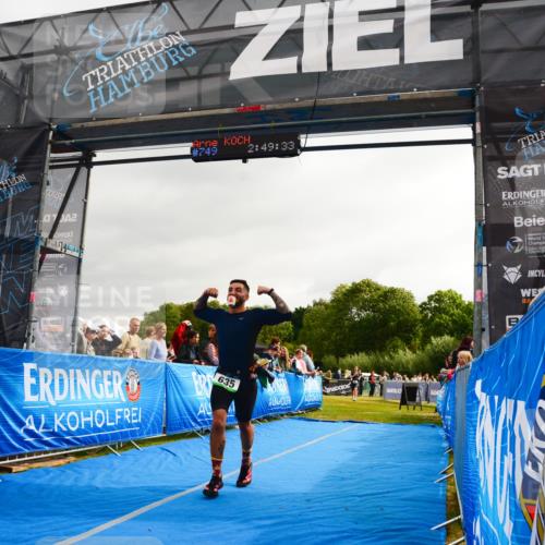 30.08.2026 - Elbe Triathlon Hamburg LAZAROV Photography http://msf.ph/oto/10082622 30.08.2026 11:29:46 Ziel 635, 659, 880 meine-sportfotos.de