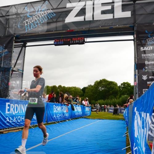 30.08.2026 - Elbe Triathlon Hamburg LAZAROV Photography http://msf.ph/oto/10082641 30.08.2026 11:29:53 Ziel 880, 1092 meine-sportfotos.de