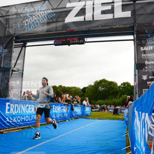 30.08.2026 - Elbe Triathlon Hamburg LAZAROV Photography http://msf.ph/oto/10082648 30.08.2026 11:29:59 Ziel 1092, 1193 meine-sportfotos.de