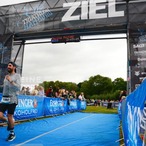 30.08.2026 - Elbe Triathlon Hamburg LAZAROV Photography http://msf.ph/oto/10082653 30.08.2026 11:30:00 Ziel 1092, 1193 meine-sportfotos.de