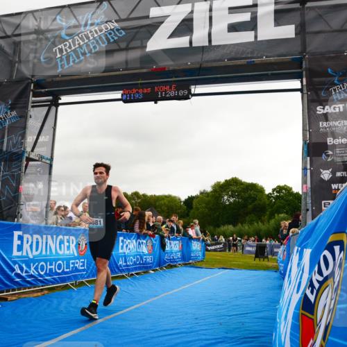 30.08.2026 - Elbe Triathlon Hamburg LAZAROV Photography http://msf.ph/oto/10082704 30.08.2026 11:30:19 Ziel 1081, 1285 meine-sportfotos.de