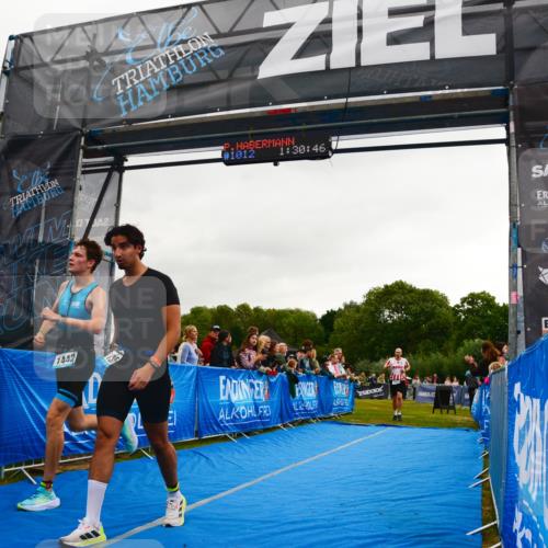30.08.2026 - Elbe Triathlon Hamburg LAZAROV Photography http://msf.ph/oto/10082727 30.08.2026 11:31:00 Ziel 1018, 1306, 1442 meine-sportfotos.de