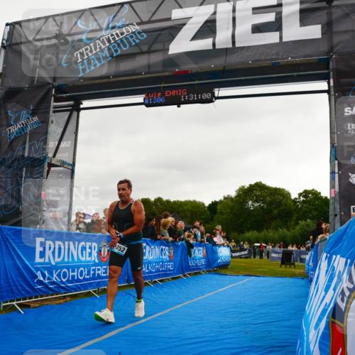 30.08.2026 - Elbe Triathlon Hamburg LAZAROV Photography http://msf.ph/oto/10082749 30.08.2026 11:31:14 Ziel 1352 meine-sportfotos.de