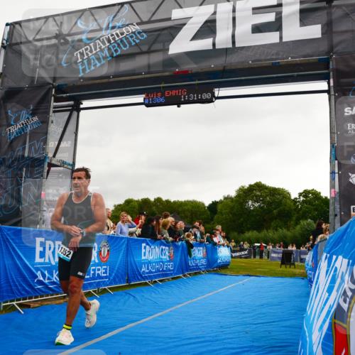 30.08.2026 - Elbe Triathlon Hamburg LAZAROV Photography http://msf.ph/oto/10082754 30.08.2026 11:31:15 Ziel 1352 meine-sportfotos.de