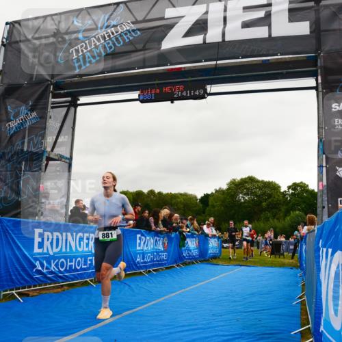 30.08.2026 - Elbe Triathlon Hamburg LAZAROV Photography http://msf.ph/oto/10082771 30.08.2026 11:31:48 Ziel 711, 881, 1308, 1348 meine-sportfotos.de