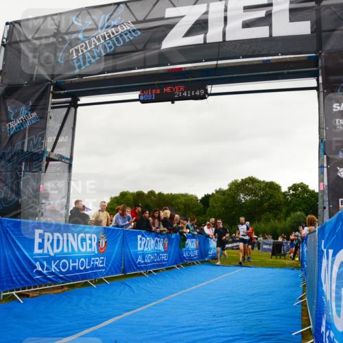 30.08.2026 - Elbe Triathlon Hamburg LAZAROV Photography http://msf.ph/oto/10082781 30.08.2026 11:31:48 Ziel 711, 881, 1308, 1348 meine-sportfotos.de
