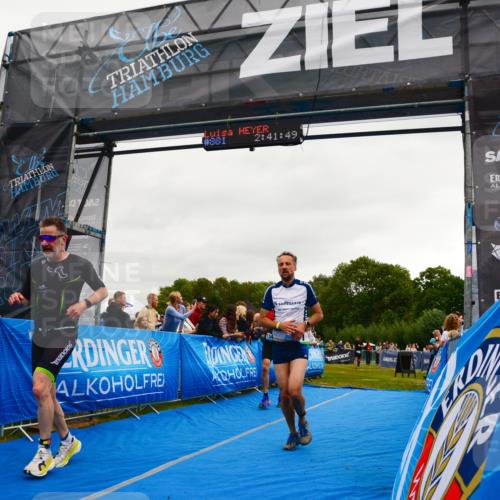 30.08.2026 - Elbe Triathlon Hamburg LAZAROV Photography http://msf.ph/oto/10082787 30.08.2026 11:31:52 Ziel 711, 1016, 1308, 1348 meine-sportfotos.de