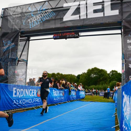 30.08.2026 - Elbe Triathlon Hamburg LAZAROV Photography http://msf.ph/oto/10082814 30.08.2026 11:32:02 Ziel 662, 1016, 1062 meine-sportfotos.de