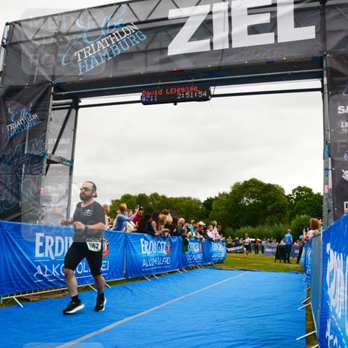30.08.2026 - Elbe Triathlon Hamburg LAZAROV Photography http://msf.ph/oto/10082818 30.08.2026 11:32:02 Ziel 662, 1016, 1062 meine-sportfotos.de