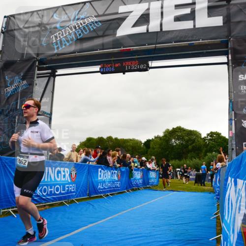 30.08.2026 - Elbe Triathlon Hamburg LAZAROV Photography http://msf.ph/oto/10082835 30.08.2026 11:32:10 Ziel 716, 729, 1026, 1062, 1170 meine-sportfotos.de