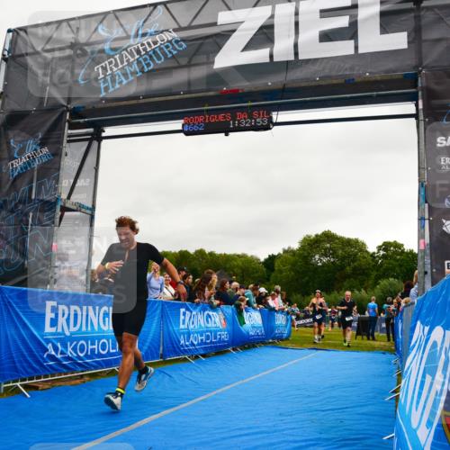 30.08.2026 - Elbe Triathlon Hamburg LAZAROV Photography http://msf.ph/oto/10082843 30.08.2026 11:32:14 Ziel 716, 729, 1026, 1170, 1369 meine-sportfotos.de