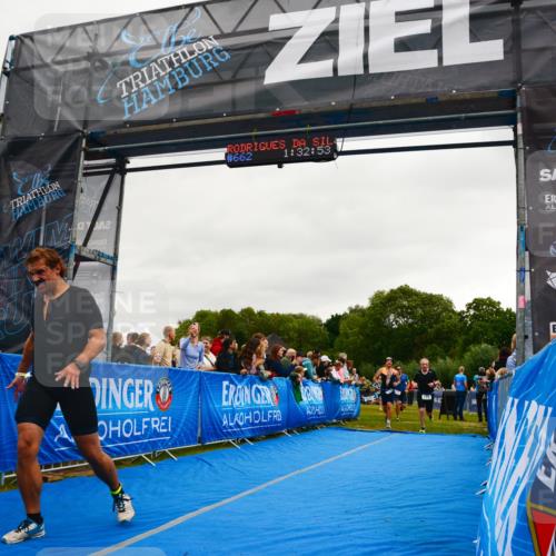 30.08.2026 - Elbe Triathlon Hamburg LAZAROV Photography http://msf.ph/oto/10082848 30.08.2026 11:32:14 Ziel 716, 729, 1026, 1170, 1369 meine-sportfotos.de