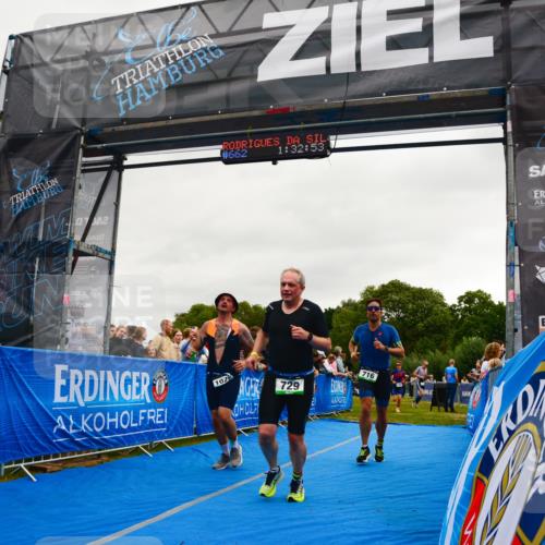 30.08.2026 - Elbe Triathlon Hamburg LAZAROV Photography http://msf.ph/oto/10082855 30.08.2026 11:32:18 Ziel 716, 729, 1026, 1369, 1438 meine-sportfotos.de