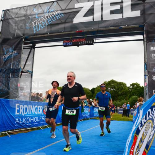 30.08.2026 - Elbe Triathlon Hamburg LAZAROV Photography http://msf.ph/oto/10082858 30.08.2026 11:32:18 Ziel 716, 729, 1026, 1369, 1438 meine-sportfotos.de