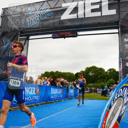 30.08.2026 - Elbe Triathlon Hamburg LAZAROV Photography http://msf.ph/oto/10082874 30.08.2026 11:32:22 Ziel 716, 1369, 1438 meine-sportfotos.de