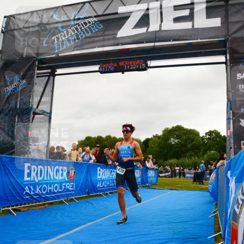 30.08.2026 - Elbe Triathlon Hamburg LAZAROV Photography http://msf.ph/oto/10082878 30.08.2026 11:32:23 Ziel 1222, 1369, 1438 meine-sportfotos.de