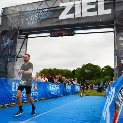30.08.2026 - Elbe Triathlon Hamburg LAZAROV Photography http://msf.ph/oto/10082896 30.08.2026 11:32:31 Ziel 509, 690, 1086, 1189, 1222 meine-sportfotos.de