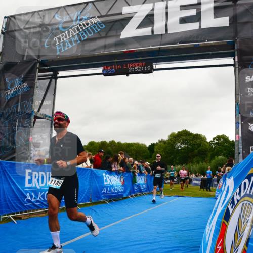 30.08.2026 - Elbe Triathlon Hamburg LAZAROV Photography http://msf.ph/oto/10082912 30.08.2026 11:32:34 Ziel 509, 690, 1051, 1086, 1189, 1222 meine-sportfotos.de