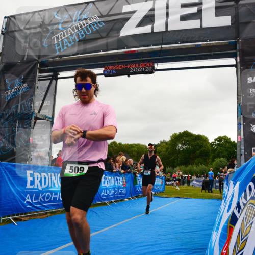 30.08.2026 - Elbe Triathlon Hamburg LAZAROV Photography http://msf.ph/oto/10082941 30.08.2026 11:32:40 Ziel 509, 604, 690, 1051, 1086 meine-sportfotos.de