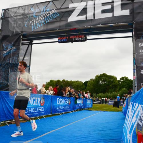 30.08.2026 - Elbe Triathlon Hamburg LAZAROV Photography http://msf.ph/oto/10082963 30.08.2026 11:32:46 Ziel 604 meine-sportfotos.de