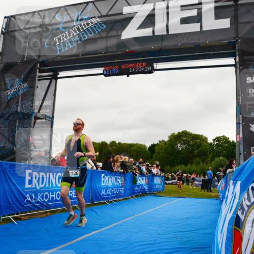 30.08.2026 - Elbe Triathlon Hamburg LAZAROV Photography http://msf.ph/oto/10082995 30.08.2026 11:33:21 Ziel 937, 1136, 1159, 1254 meine-sportfotos.de