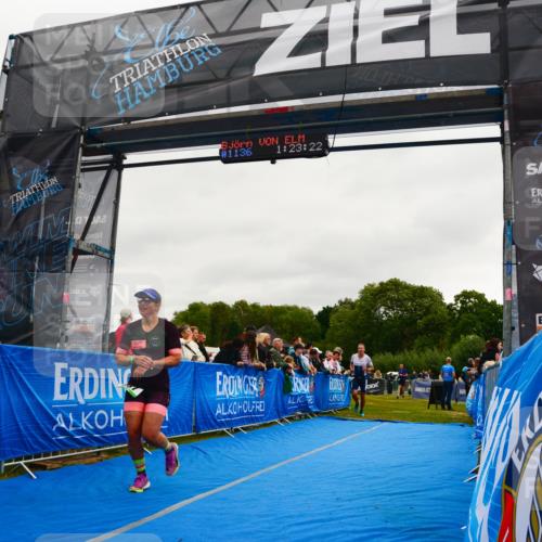 30.08.2026 - Elbe Triathlon Hamburg LAZAROV Photography http://msf.ph/oto/10083009 30.08.2026 11:33:25 Ziel 937, 1254 meine-sportfotos.de