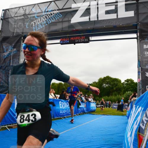 30.08.2026 - Elbe Triathlon Hamburg LAZAROV Photography http://msf.ph/oto/10083042 30.08.2026 11:33:36 Ziel 843, 1126, 1289, 1313 meine-sportfotos.de