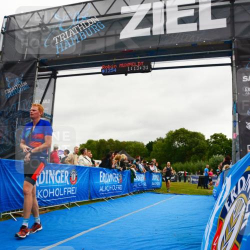 30.08.2026 - Elbe Triathlon Hamburg LAZAROV Photography http://msf.ph/oto/10083053 30.08.2026 11:33:37 Ziel 843, 1126, 1289, 1313 meine-sportfotos.de